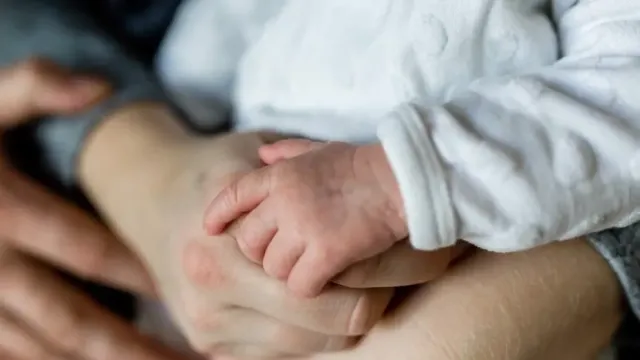 Çalışan Anneler İçin Müjdeli Haber: Analık Ödeneği Süresi Uzatıldı