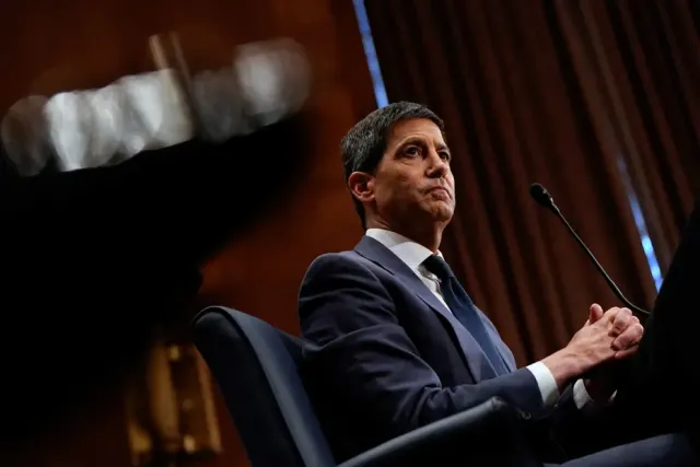 FED'de Yeni Dönem: Kevin Warsh Senato Onayını Aldı