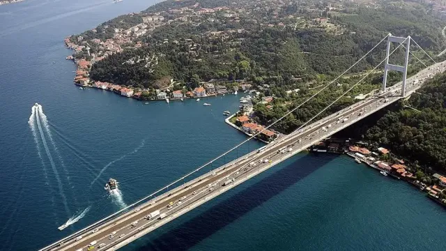Bayramda Ulaşım Rehberi: Hangi Köprü ve Otoyollar Ücretsiz?