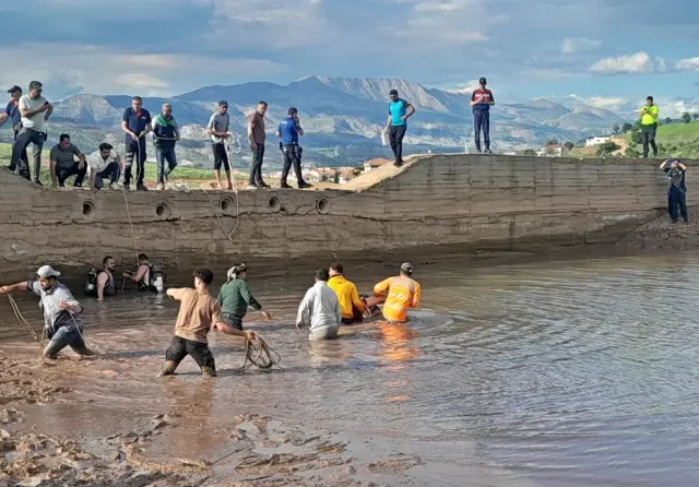 Adıyaman'da Acı Olay: Serinlemek İçin Girdiği Gölette Boğulan İki Çocuk Hayatını Kaybetti