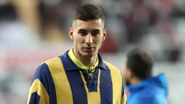 Mert Müldür Milli Takım Kampında Şaşırttı: İşte Yeni İmajı