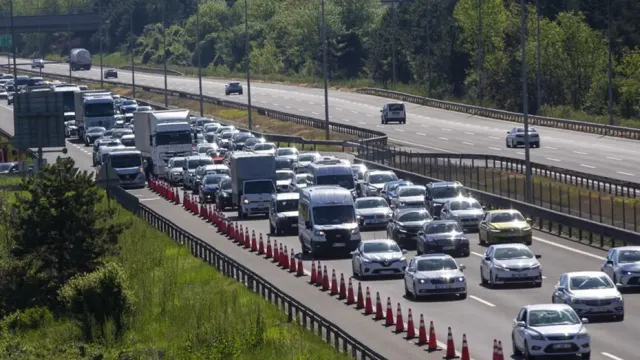 TEM Otoyolu'nda Yol Çalışması: İstanbul Yönünde Trafik Akışı Değişti