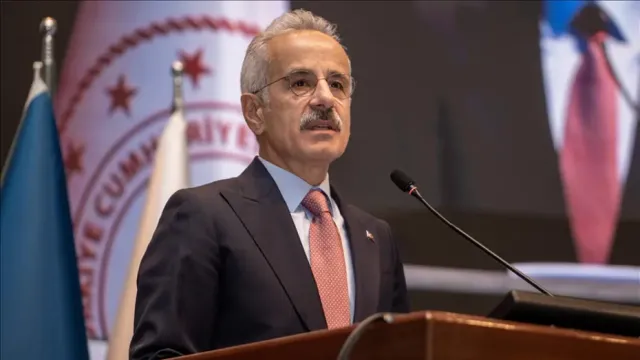 Ulaştırma Bakanı Uraloğlu Duyurdu: Trabzon’a Yeni Havalimanı Müjdesi