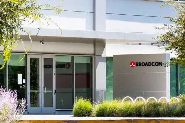 Çip Devinde Şok Kayıp: Broadcom Bir Günde 300 Milyar Dolar Eridi