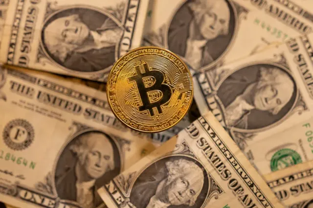 Bitcoin 60 Bin Doların Altına Geriledi: Kripto Piyasasında Neler Oluyor?