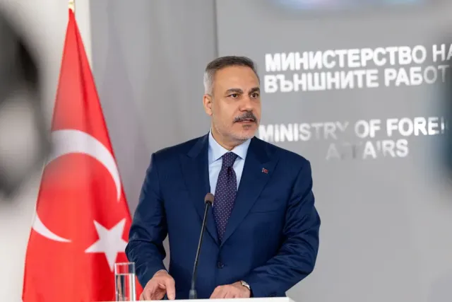 Bakan Fidan'dan Kritik Çağrı: Taraflar Müzakere Masasına Dönmeli