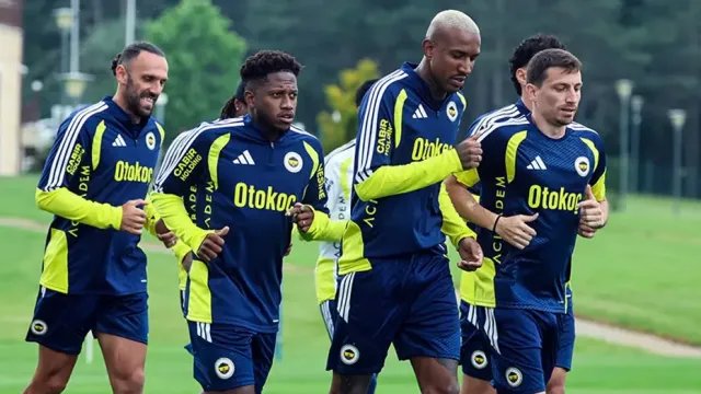 Fenerbahçe'de Yeni Sezon Hazırlıklarında Şok: Yıldız İsim Antrenmanı Yarım Bıraktı