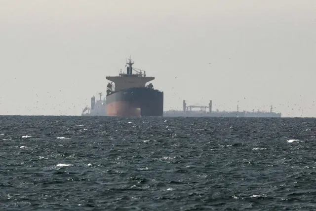 ABD'den İran'a Petrol Ambargosu: Lisans İptali Fiyatları Zıplattı