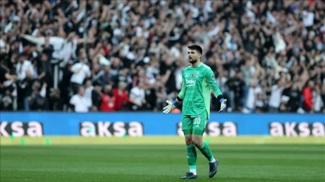 Ersin Destanoğlu Al-Jazira'ya Transfer Oldu: Beşiktaş'tan Bir Yıldız Daha Ayrıldı