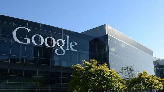 Google Play Store Devrimine Hazırlanıyor: Üçüncü Taraf Mağazalar Geliyor