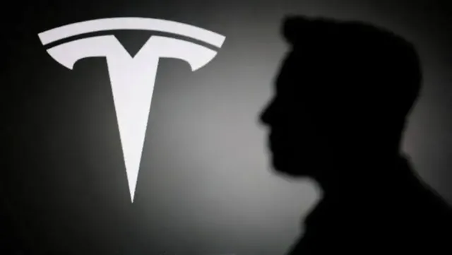 Elon Musk'tan Şok Eden Birleşme Sinyali: Tesla ve SpaceX Birleşiyor mu?