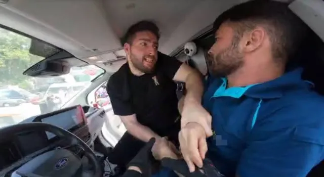 Nigde'de Trafikte Yol Verme Kavgasi: Kargo Surucusune Saldiri Kamerada