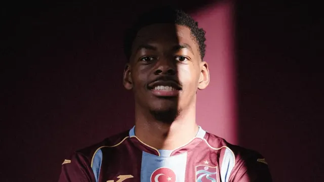 Trabzonspor'dan Genç Golcüye Resmi İmza