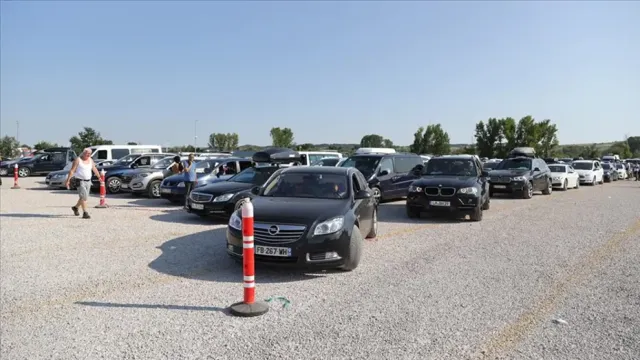 Yabancı Araçlar İçin Yeni Düzenleme: Borcunu Ödemeyen Sınırda Kalacak