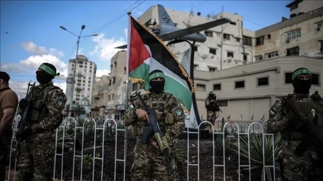 Hamas'tan Ateşkesin İkinci Aşaması İçin Silah Bırakma İddiası