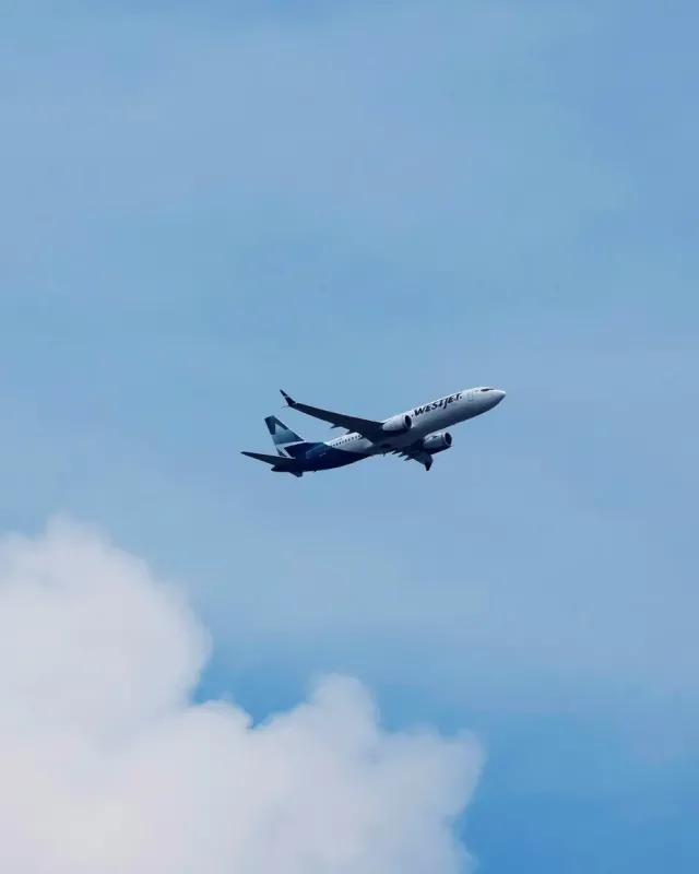 WestJet Havayollarında Grev Şoku: Yüzlerce Uçuş İptal Edildi