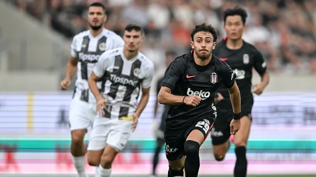 10 Kişi Kalan Beşiktaş Hradec Kralove'yi Devirdi ve Avantajı Kaptı