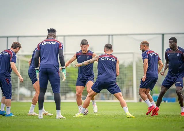 Trabzonspor'da Yeni Sezon Hazırlıkları Devam Ediyor: Antrenmanda Neşeli Anlar