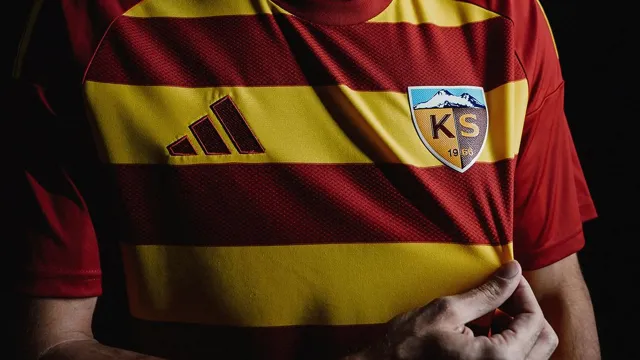 Kayserispor'da Transfer Tahtası Kapandı, 15 İmza Birden Geldi
