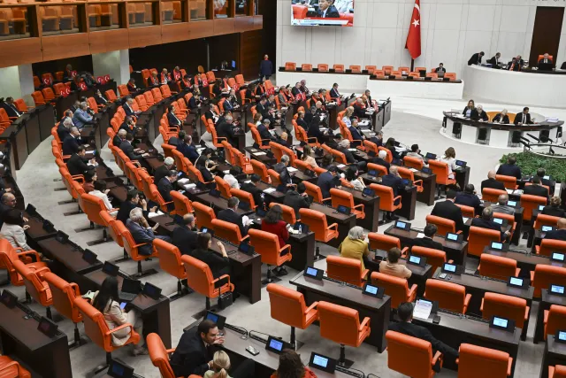 Terörsüz Türkiye Yasası TBMM'de Kabul Edildi: Siyasilerden Tarihi Birlik Mesajı