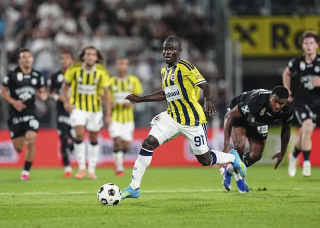 Fenerbahçe, Şampiyonlar Ligi play-off turuna yükseldi: Sturm Graz'ı yine devirdi