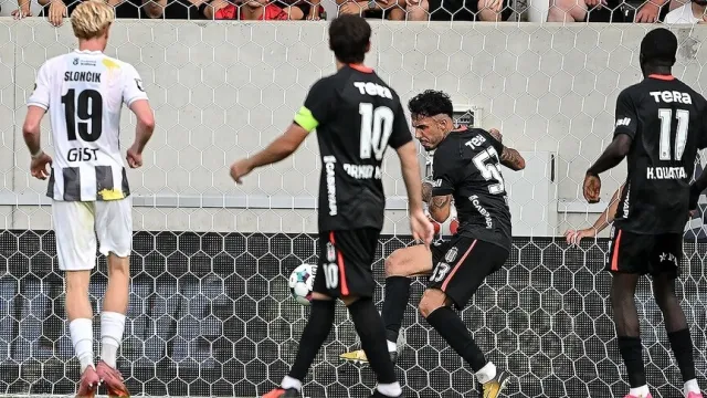 Beşiktaş-Hradec Kralove Maçı Ne Zaman, Saat Kaçta ve Hangi Kanalda? Beşiktaş'ta Tek Hedef Galibiyet