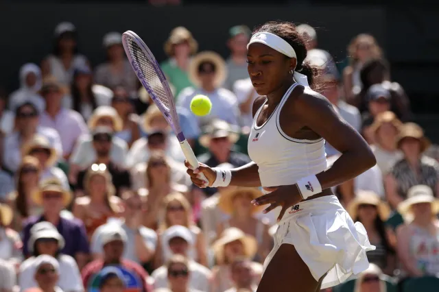 Wimbledon'da Jannik Sinner ve Coco Gauff Yarı Finale Yükseldi