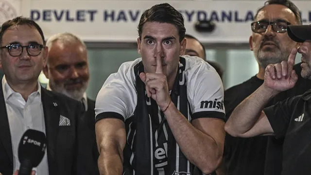 Beşiktaş, Dusan Vlahovic'in Maaşını ve Transfer Detaylarını Açıkladı