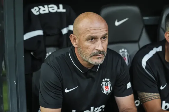 Beşiktaş'ta Vincenzo Italiano'dan Tarihi Atmosfer İtirafı: Daha Önce Böyle Bir Şey Görmedim