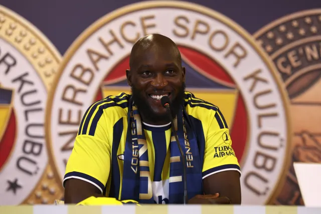 Romelu Lukaku Fenerbahçe'de: Kerem Aktürkoğlu'nun Eski Numarasını Aldı