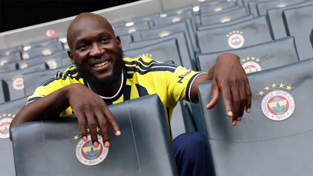 Fenerbahçe'de Romelu Lukaku Sürprizi: UEFA Listesinde Değişiklik