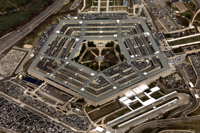 Pentagon'dan Şok Tasfiye: Askeri Gazetenin Tepe Yönetimi Görevden Alındı
