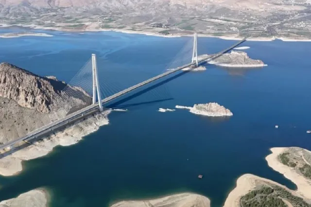Elazığ ile Tunceli'yi Birleştirecek Pertek Köprüsü İçin Süreç Başladı