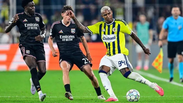 Lyon-Fenerbahçe maçı ne zaman, saat kaçta ve hangi kanalda? Fenerbahçe Şampiyonlar Ligi için sahada