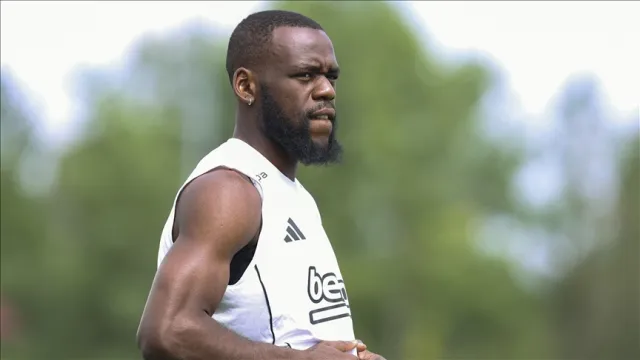 Beşiktaş'ta Beklenen Ayrılık Resmiyet Kazandı: Jean Onana İle Yollar Ayrıldı