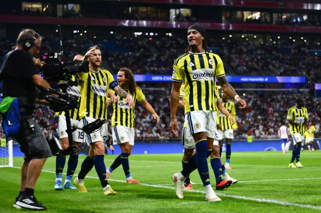 Archie Brown ve Muriqi'den Tarihi Zafer Açıklaması