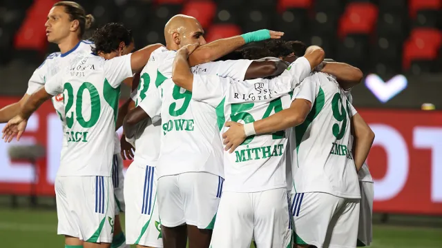 Rizespor Deplasmanda Güldü: Gaziantep FK İlk Yenilgisini Aldı