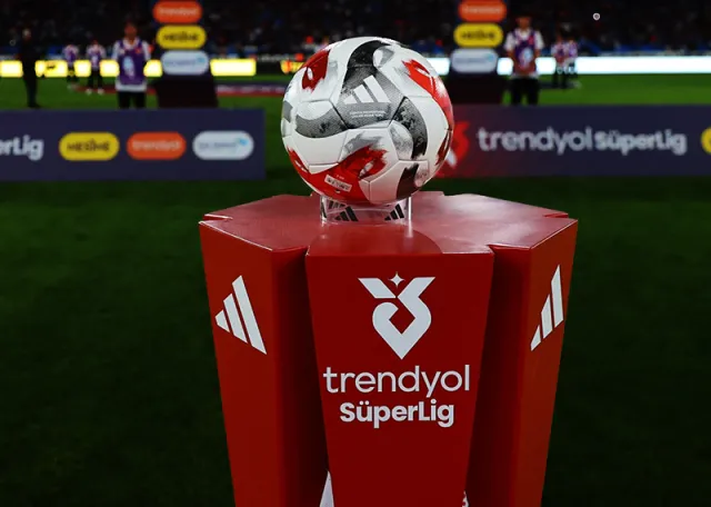 Süper Lig'de 5. ve 6. Hafta Programı Duyuruldu: Dev Derbinin Tarihi Belli Oldu