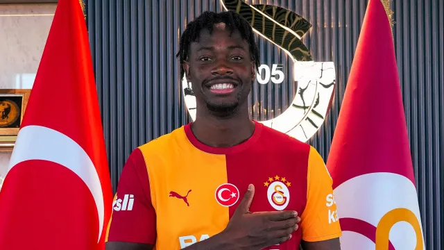 Galatasaray'ın Yeni Transferi Bitshiabu Sağlık Kontrolünden Geçti