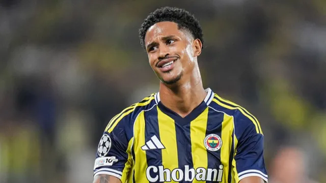 Fenerbahçe'de Jayden Oosterwolde İçin Yeni Anlaşma: Ocak Ayında Duyurulacak