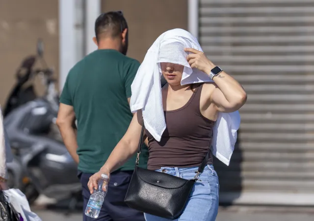 Yaz Görünümlü Eylül Sona Eriyor: Sıcaklıklar Ne Zaman Düşecek?