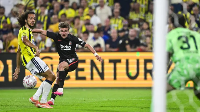 Beşiktaş'ta Rıdvan Yılmaz Sakatlandı: Derbide Şok Gelişme