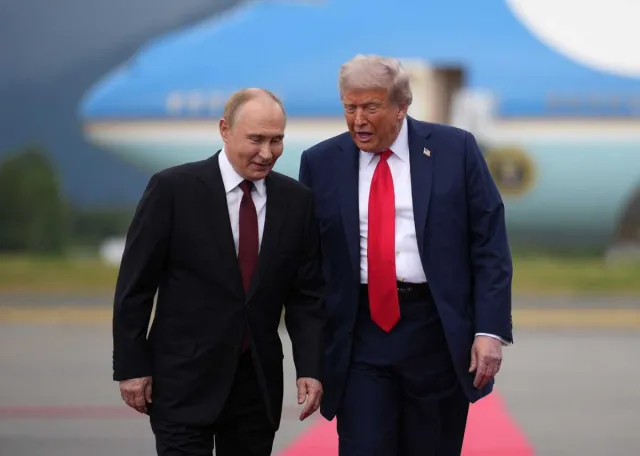 Putin ile Trump'tan Kritik Telefon Görüşmesi: Savaş ve Esir Takası Ele Alındı