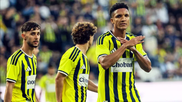 Fenerbahçe'de Transfer Dönemi Sonrası Sürpriz Ayrılık: Rodrigo Becao Rusya'ya Kiralandı