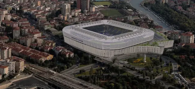 Fenerbahçe Projenin Ayrıntılarını Paylaştı: Kapasite 64 Bine Çıkıyor, İşte Maliyeti