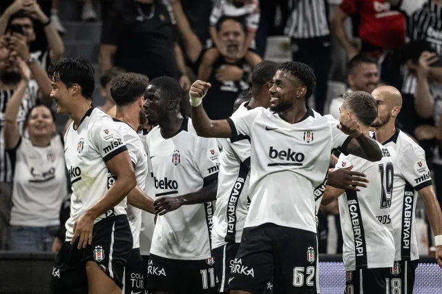 Erzurumspor'u 3 Golle Geçen Beşiktaş Maç Fazlasıyla Lider