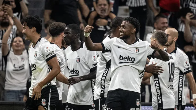 Bu çizgi şampiyonluk çizgisi: Spor yazarlarından Beşiktaş yorumları