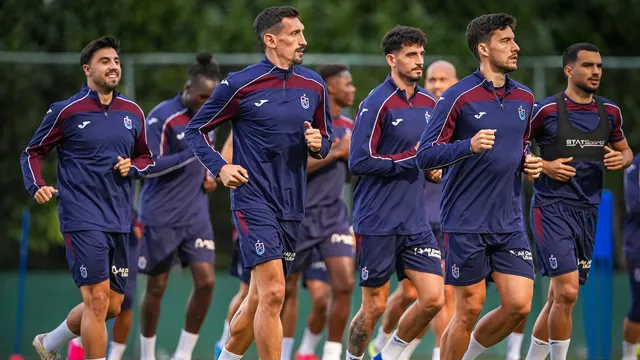 Trabzonspor'dan Galatasaray Derbisi Öncesi Yoğun Tempo