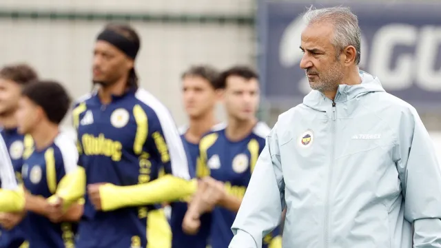 Fenerbahçe günü tek antrenmanla tamamladı