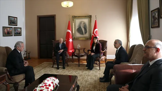 DEM Parti heyetinden Bahçeli'ye ziyaret